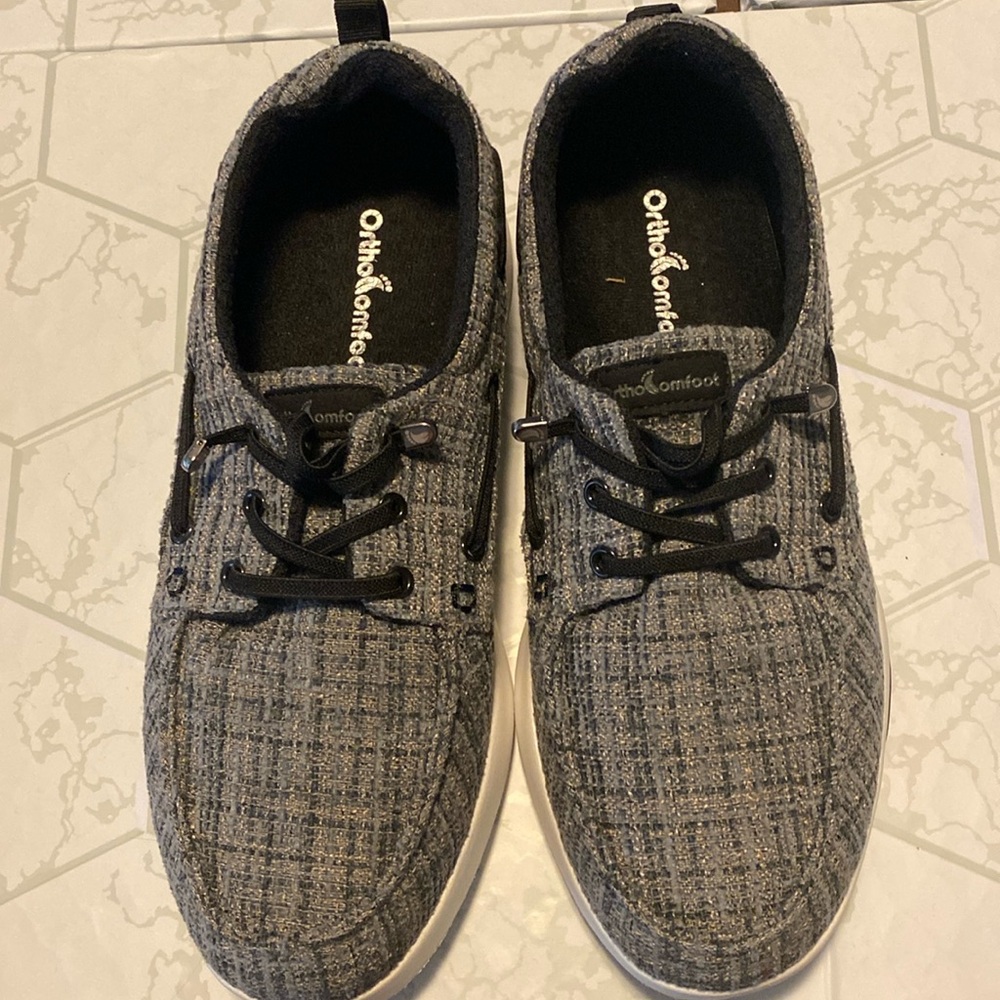 OrthoComfort Slip on Shoes Size 11